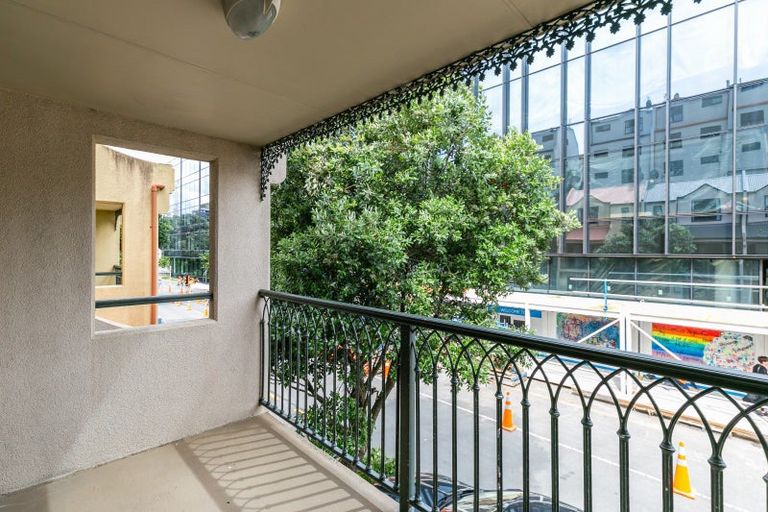 Photo of property in 19 Ballantrae Place, Thorndon, Wellington, 6011