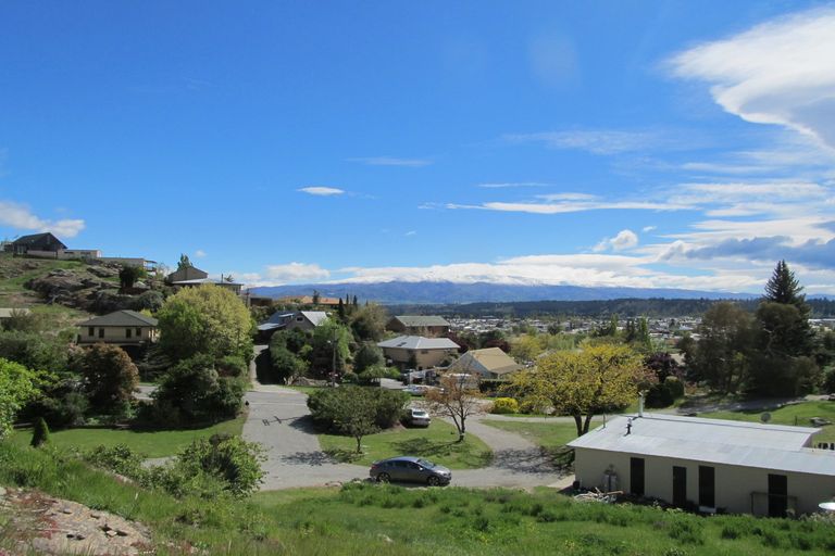 Photo of property in 8 Aronui Road, Bridge Hill, Alexandra, 9320