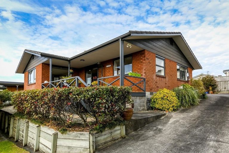 Photo of property in 2/75 Hine Street, New Plymouth, 4310