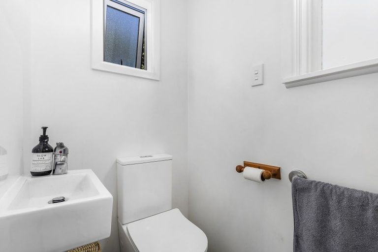 Photo of property in 56 Tannadyce Street, Strathmore Park, Wellington, 6022