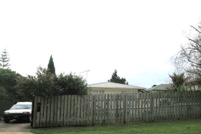 Photo of property in 1 Ross Avenue, Papatoetoe, Auckland, 2025