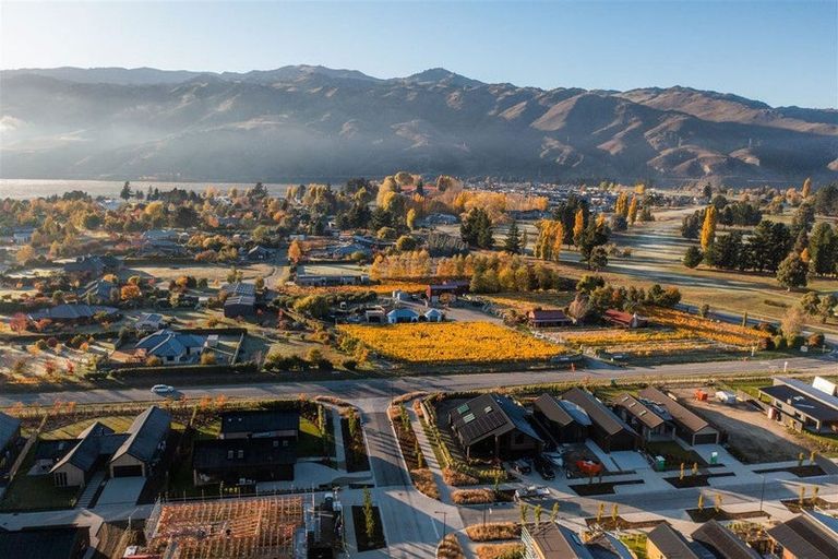 Photo of property in 8 Booth Drive, Cromwell, 9310