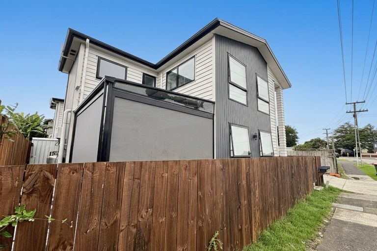 Photo of property in 141a Russell Road, Manurewa, Auckland, 2102