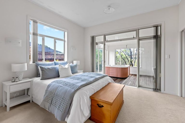 Photo of property in 9 Lakeside Drive, Orewa, 0931