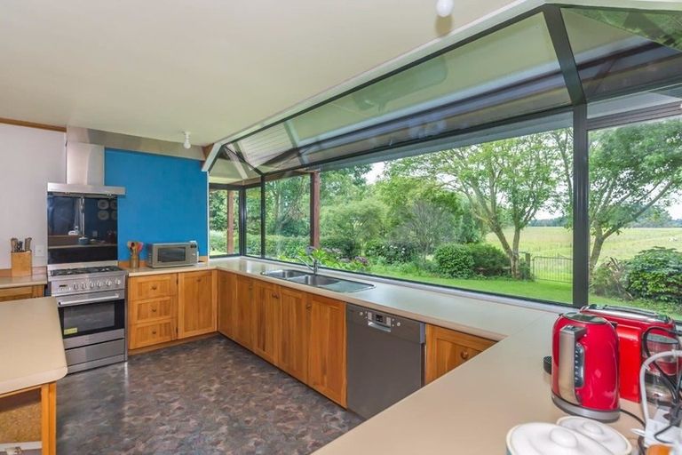 Photo of property in 163 Fairfield Road, Levin, 5510