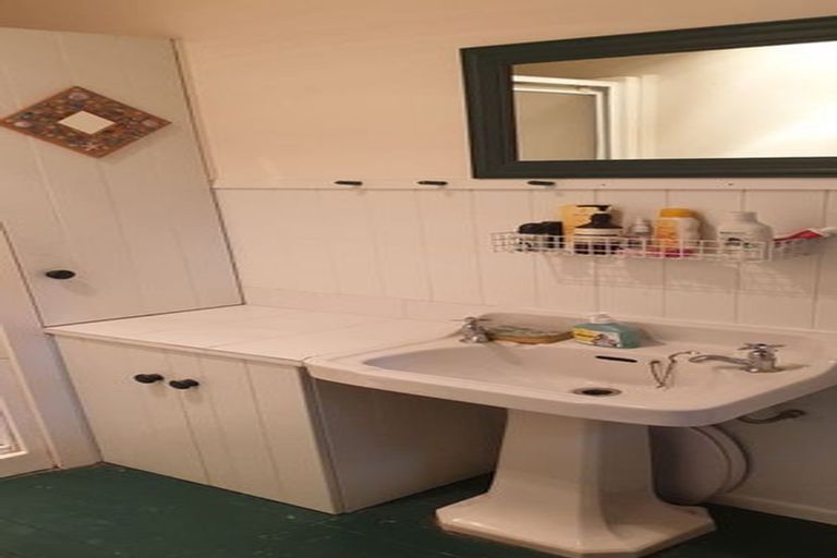 Photo of property in 716 Main Road North, Te Marua, Upper Hutt, 5018