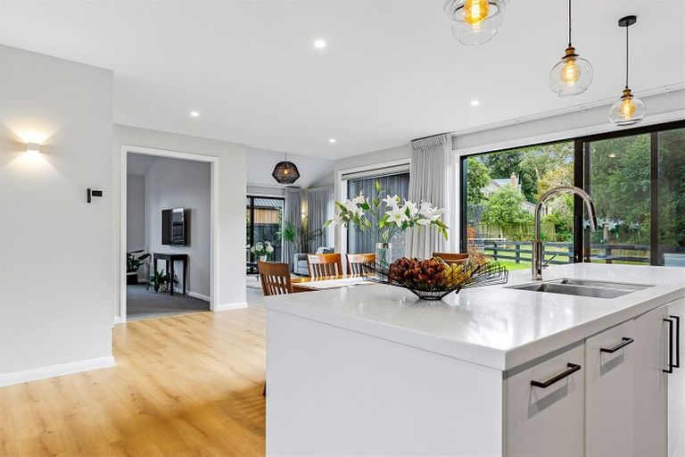 Photo of property in 6 Old Stone Lane, Cracroft, Christchurch, 8022