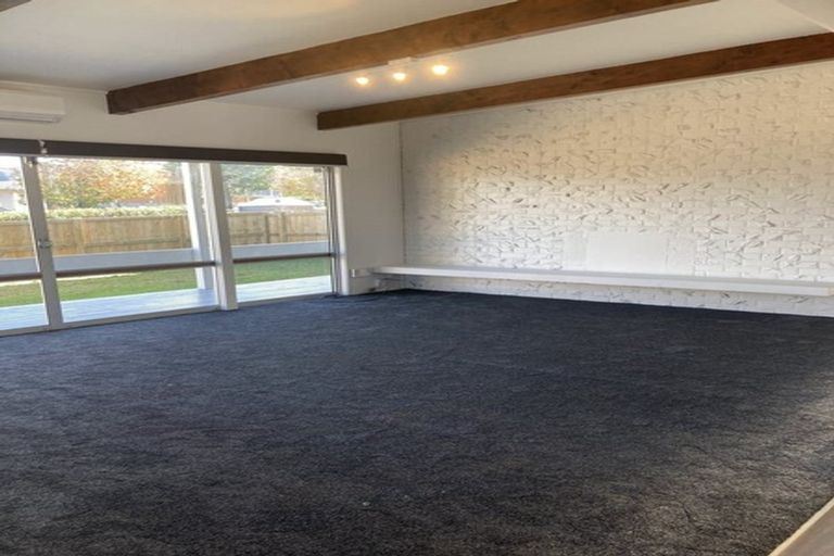 Photo of property in 52 Cascades Road, Pakuranga Heights, Auckland, 2010