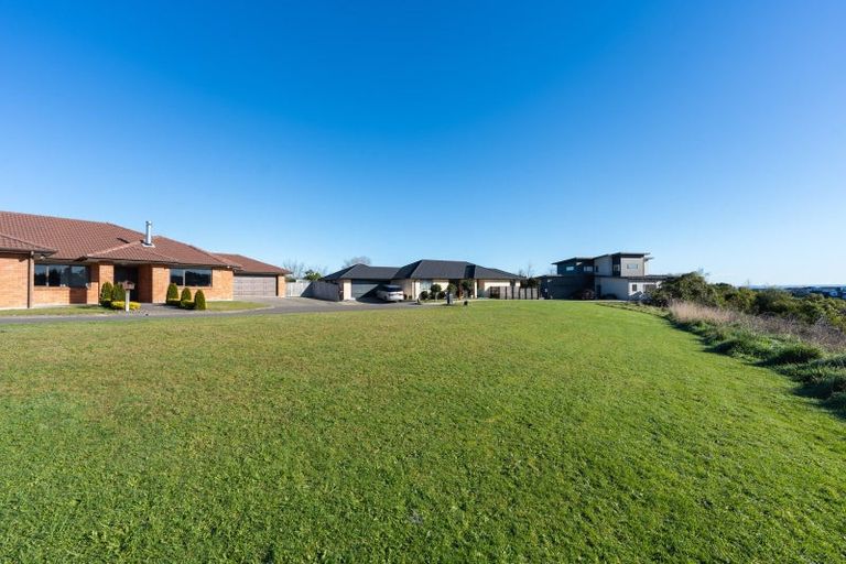 Photo of property in 20 Silkwood Place, Fitzherbert, Palmerston North, 4410