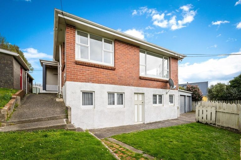 Photo of property in 124 Helston Road, Paparangi, Wellington, 6037