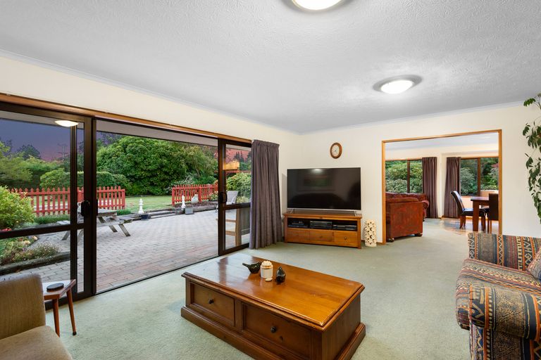 Photo of property in 35 Green Island Bush Road, Blackhead, Dunedin, 9076
