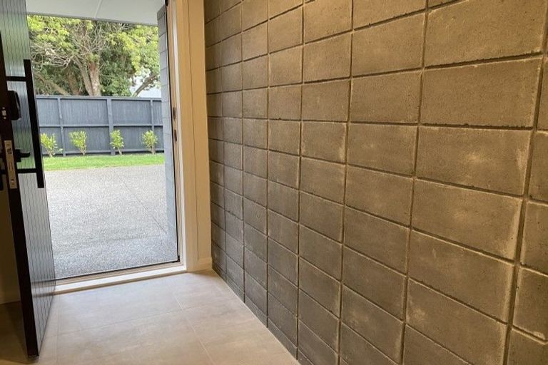 Photo of property in 99a Linton Street, West End, Palmerston North, 4410