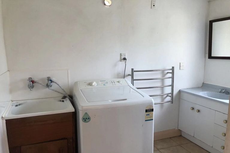 Photo of property in 2 Hardley Street, Whitiora, Hamilton, 3200