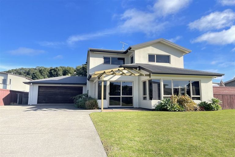 Photo of property in 7 Shark Bay Close, Ohope, 3121