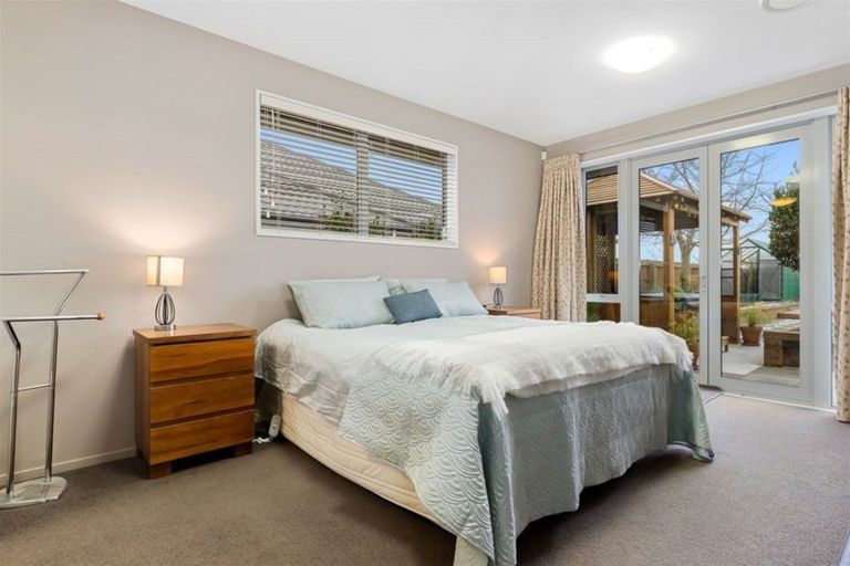 Photo of property in 51 Mokihi Gardens, Hillmorton, Christchurch, 8024