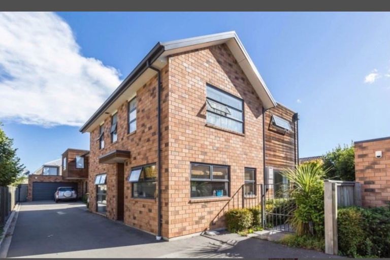 Photo of property in 17b Burdale Street, Riccarton, Christchurch, 8011