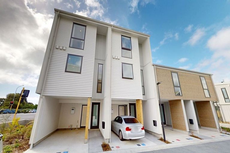 Photo of property in 53 Kamahi Place, Paraparaumu, 5032