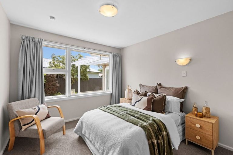 Photo of property in 8 Chedworth Avenue, Bishopdale, Christchurch, 8053