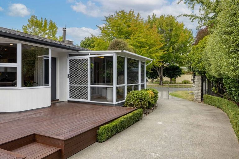 Photo of property in 68 Woodbury Street, Russley, Christchurch, 8042