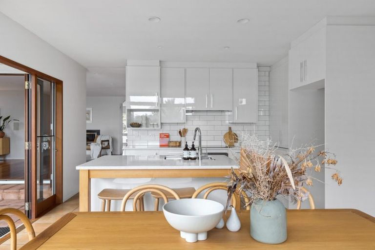 Photo of property in 6 Stafford Road, Northcote Point, Auckland, 0627