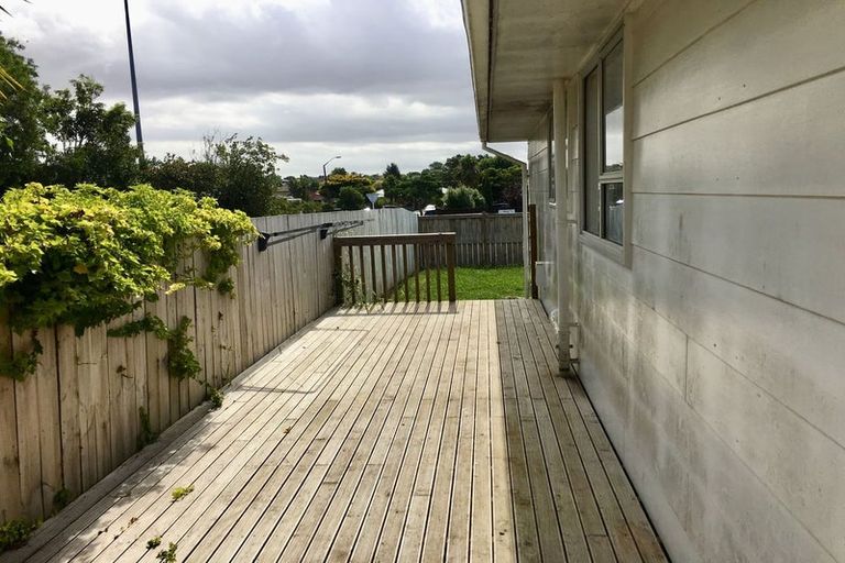 Photo of property in 390 Bucklands Beach Road, Bucklands Beach, Auckland, 2012