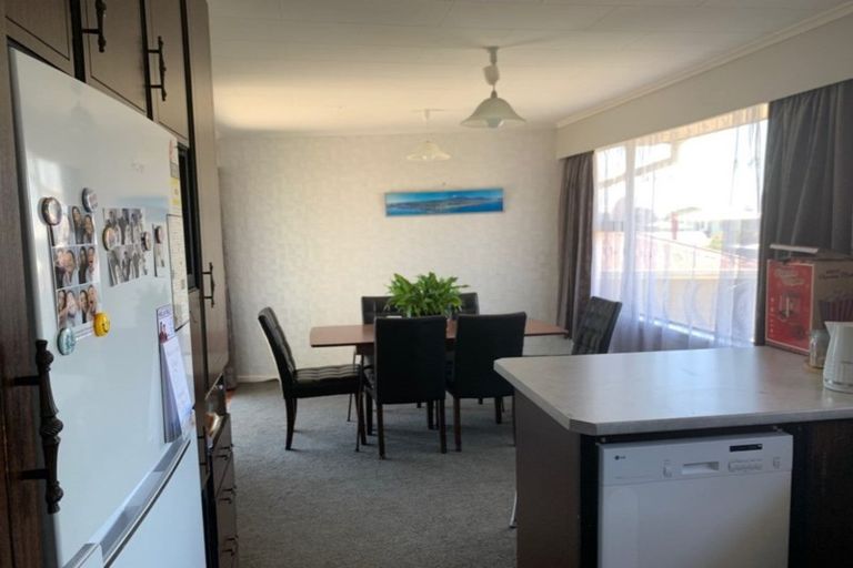 Photo of property in 37 Raleigh Street, Waitara, 4320