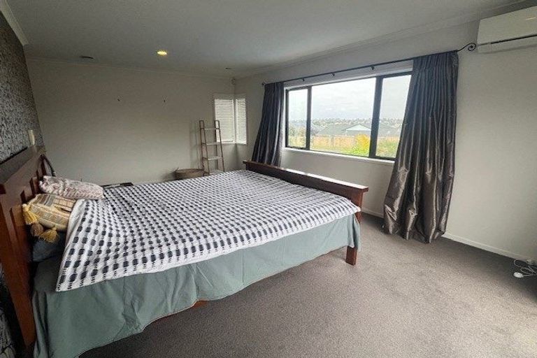 Photo of property in 62 Somerville Road, Shelly Park, Auckland, 2014