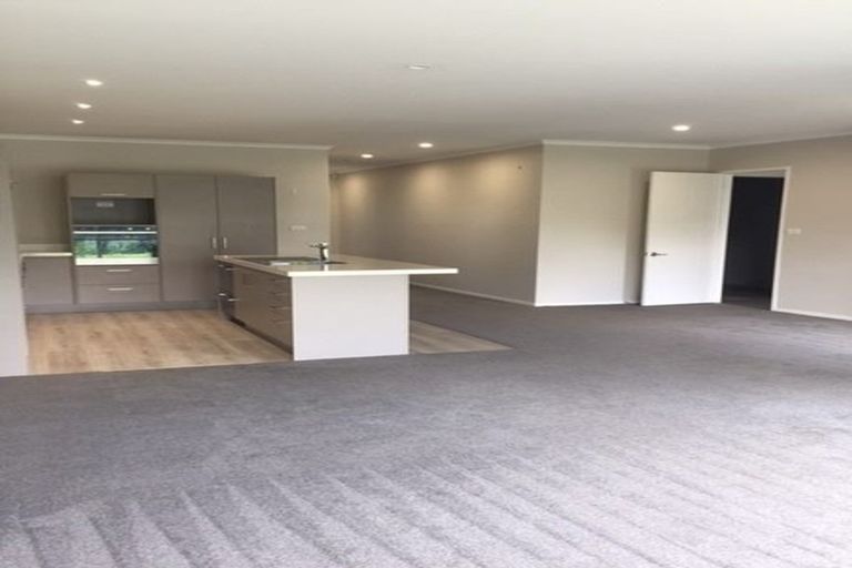 Photo of property in 152 Clark Road, Hobsonville, Auckland, 0616
