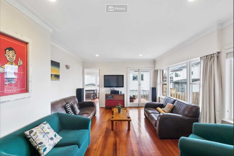 Photo of property in 58 Bleakhouse Road, Howick, Auckland, 2014
