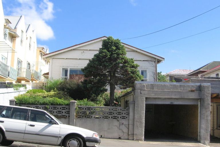 Photo of property in 26 Majoribanks Street, Mount Victoria, Wellington, 6011