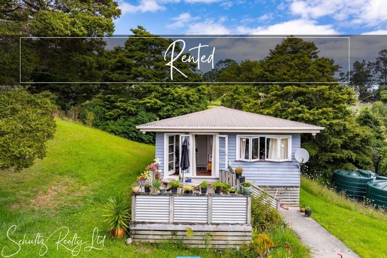 Photo of property in 43b Hook Road, Paparoa, 0571