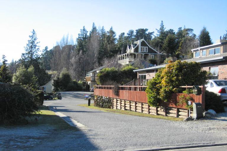 Photo of property in 82 Roche Street, Wanaka, 9305