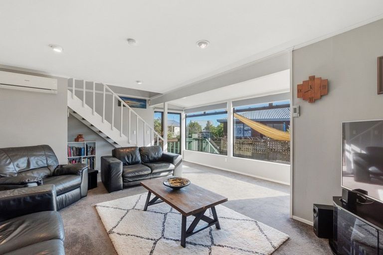 Photo of property in 44 Lansdowne Crescent, Glenview, Hamilton, 3206