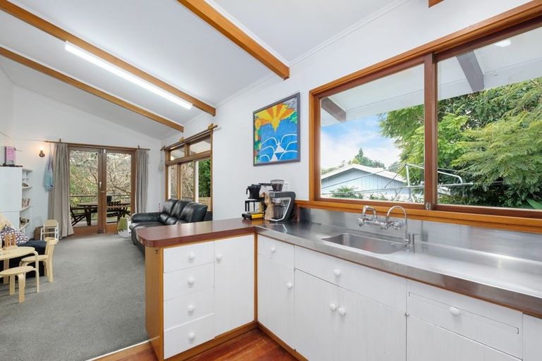 Photo of property in 27 Hinaki Street, Inner Kaiti, Gisborne, 4010