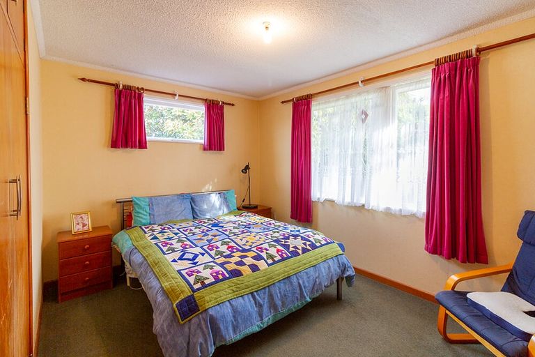 Photo of property in 7 Alma Place, Milson, Palmerston North, 4414