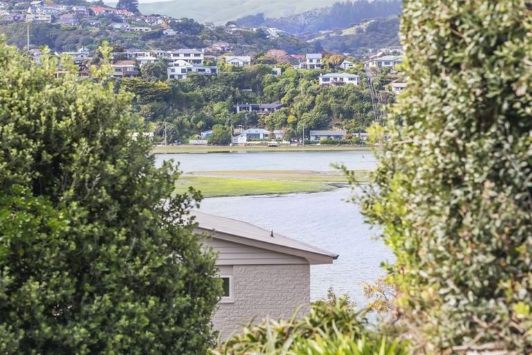 Photo of property in 70 Mana View Road, Paremata, Porirua, 5026