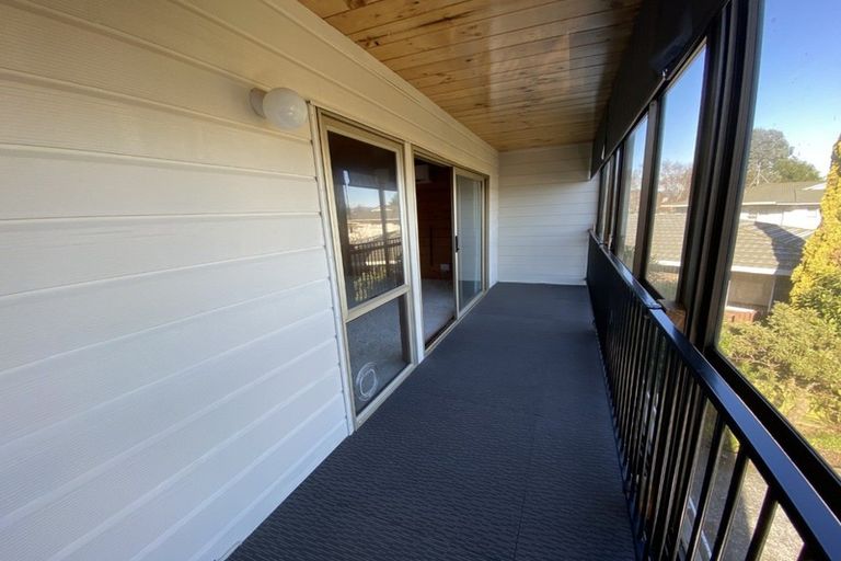 Photo of property in 4 Papawai Place, Milson, Palmerston North, 4414