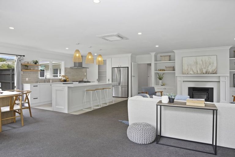 Photo of property in 73 Kohekohe Road, Waikanae, 5036