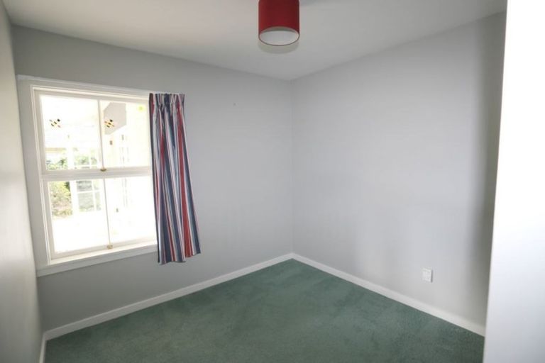 Photo of property in 11 Radbrook Street, Avonhead, Christchurch, 8042