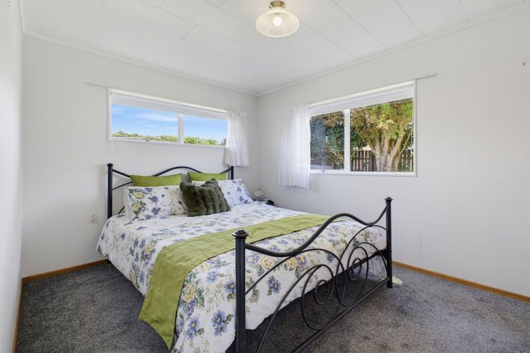 Photo of property in 13c Hussey Street, Waverley, 4510