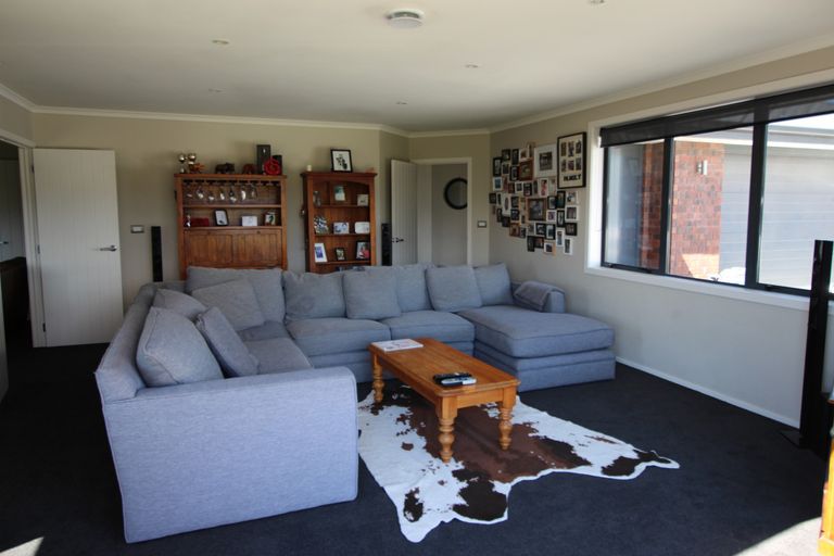 Photo of property in 19 Larch Crescent, Alexandra, 9320