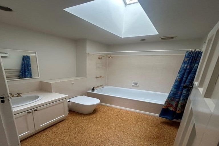 Photo of property in 39 Jacksons Road, Merivale, Christchurch, 8014