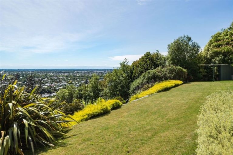 Photo of property in 42 Woodlau Rise, Huntsbury, Christchurch, 8022