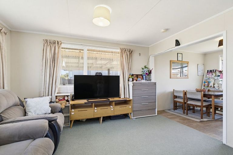 Photo of property in 4 Jupiter Street, Milson, Palmerston North, 4414
