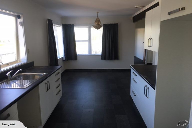 Photo of property in 14 Allen Berry Avenue, Pirimai, Napier, 4112