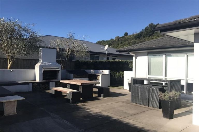 Photo of property in 20 Bathurst Crescent, Pyes Pa, Tauranga, 3112