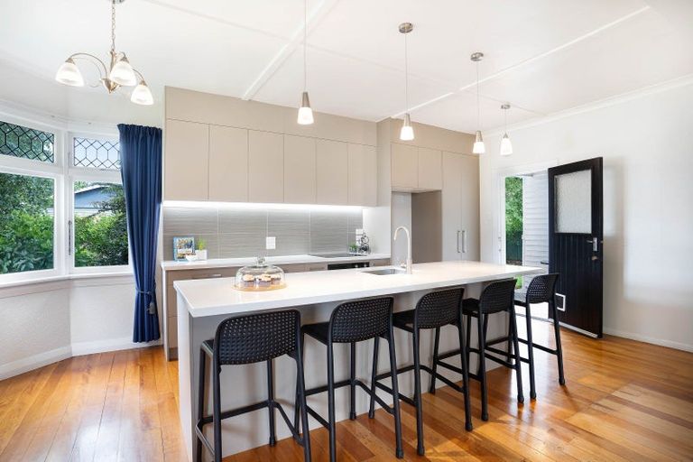 Photo of property in 35 Jordan Terrace, Lansdowne, Masterton, 5810