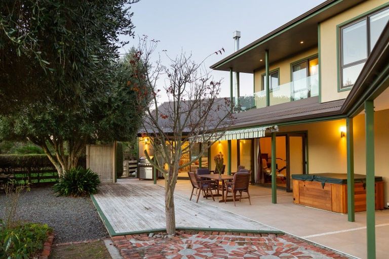 Photo of property in 328 Fabians Road, Morison Bush, Greytown, 5794