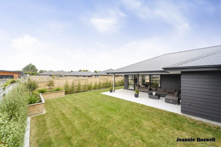 Photo of property in 10 Peckham Lane, Ashhurst, 4810