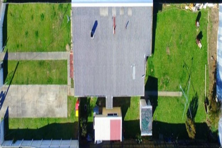 Photo of property in 16 Forth Street, Levin, 5510